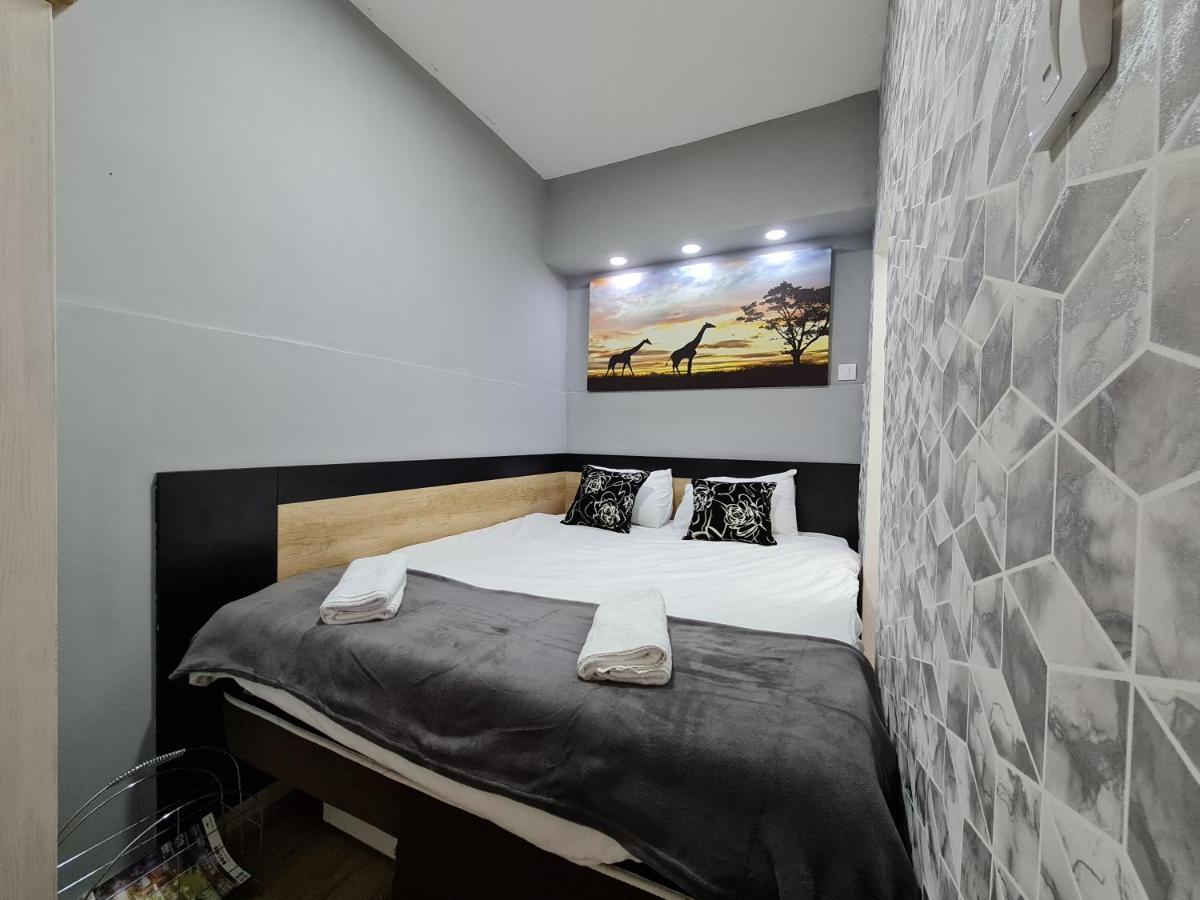 Nikola Tesla City Walk Apartment Ni Exterior foto